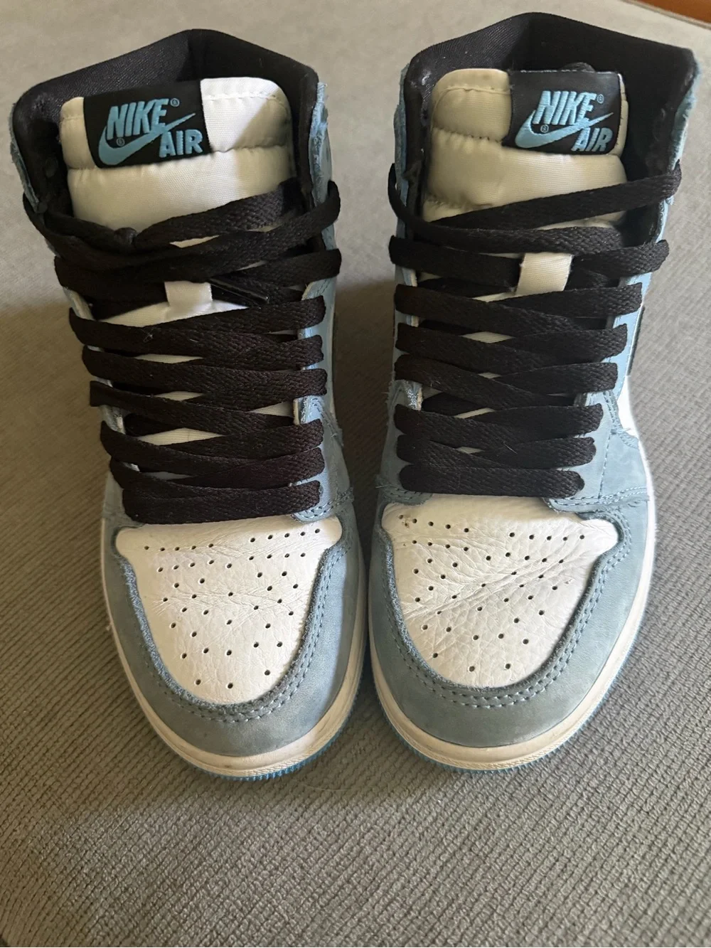 Nike Kids High-Top Sneakers in Light Blue, White and Black